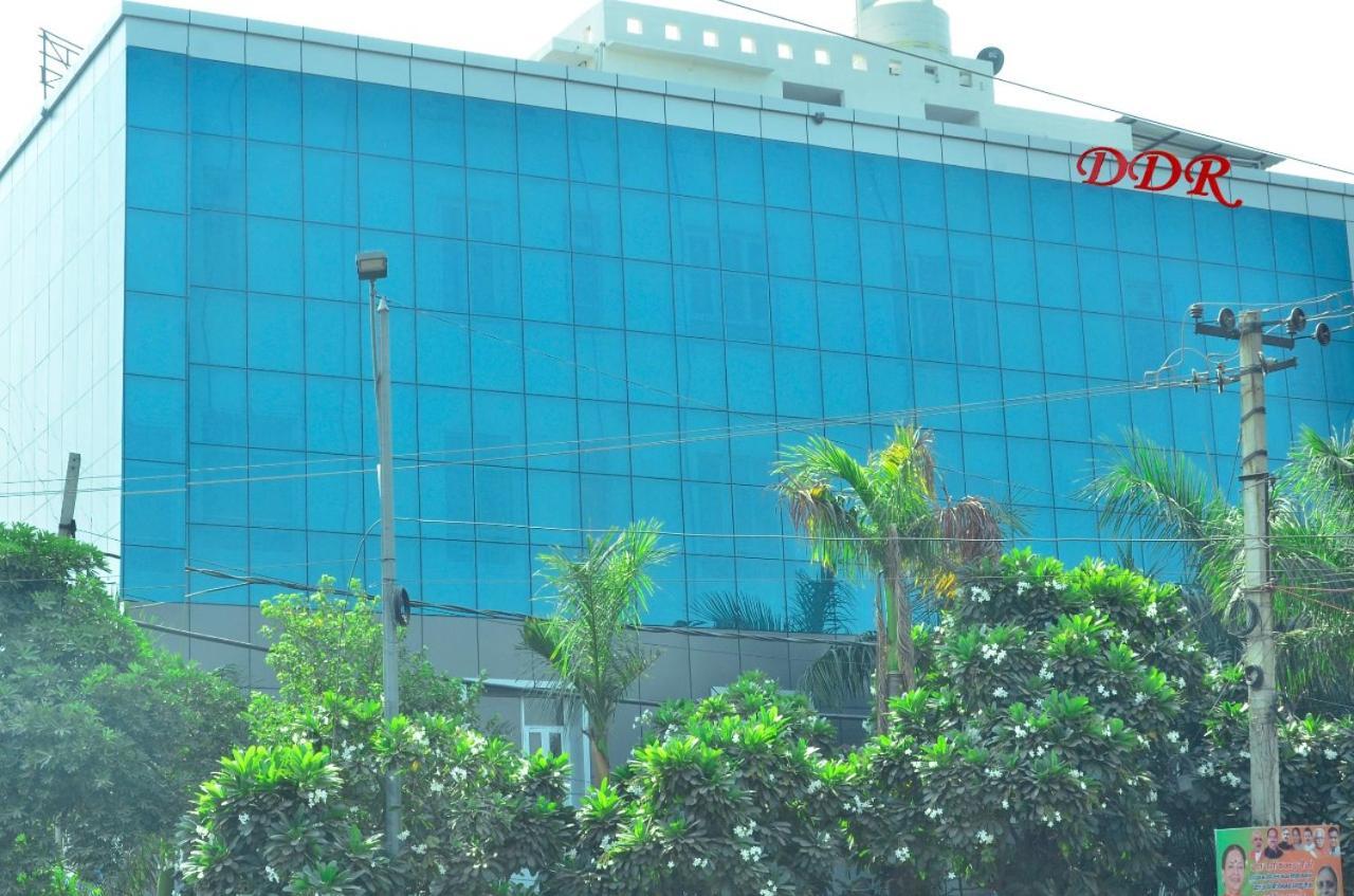 Ddr Hotel Residency Gurgaon Exterior photo