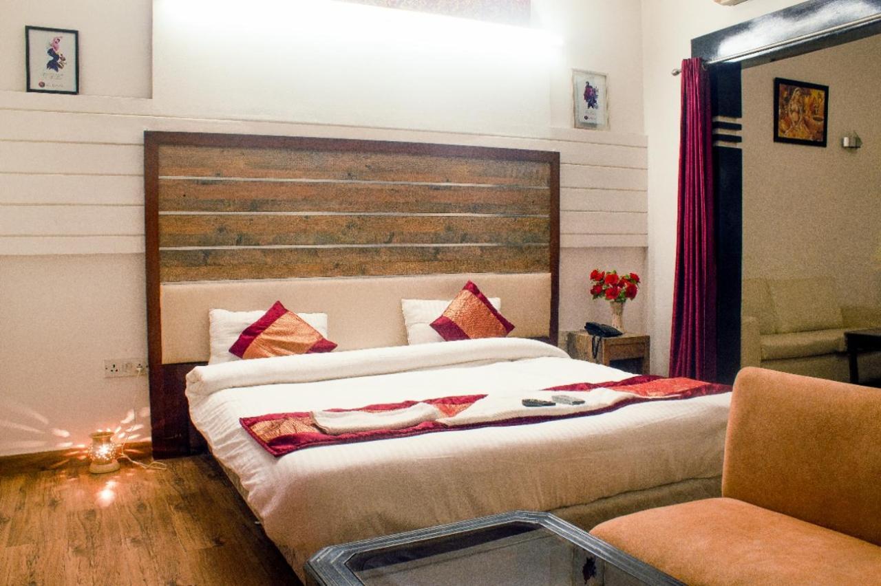 Ddr Hotel Residency Gurgaon Exterior photo