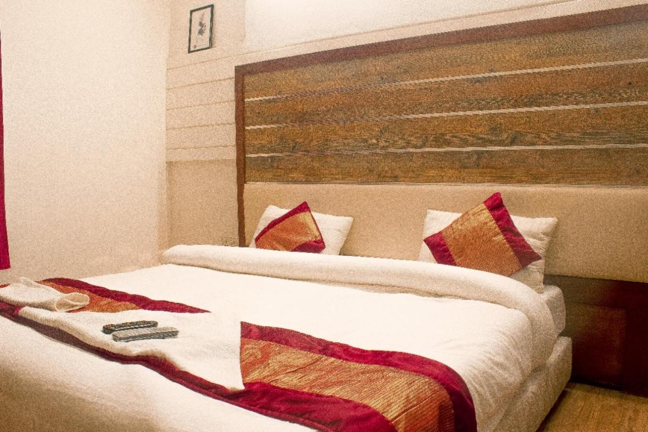 Ddr Hotel Residency Gurgaon Exterior photo