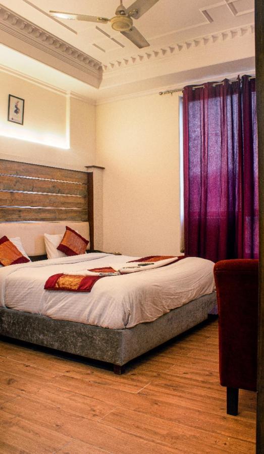 Ddr Hotel Residency Gurgaon Exterior photo